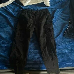 Never worn, Hollister cargo pants